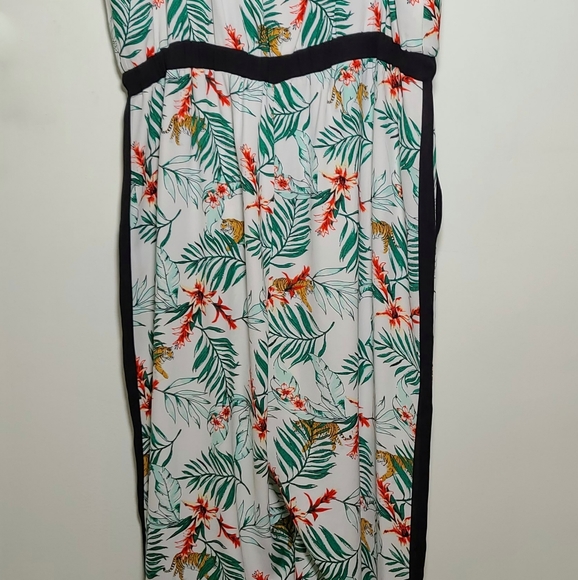 Tiger Print Jumpsuit - Picture 4 of 4